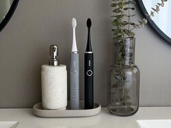 Toothbrush Breakdown: Brüush vs. Sonicare — Which Should You Buy?