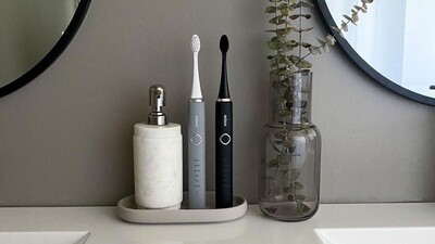 Toothbrush Breakdown: Brüush vs. Sonicare — Which Should You Buy?